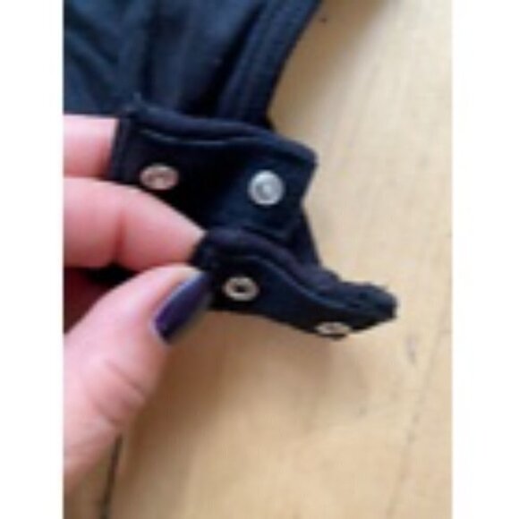 Lulu's BNWOT womens "Show me your attitude" black bodysuit one-shoulder - Picture 3 of 7